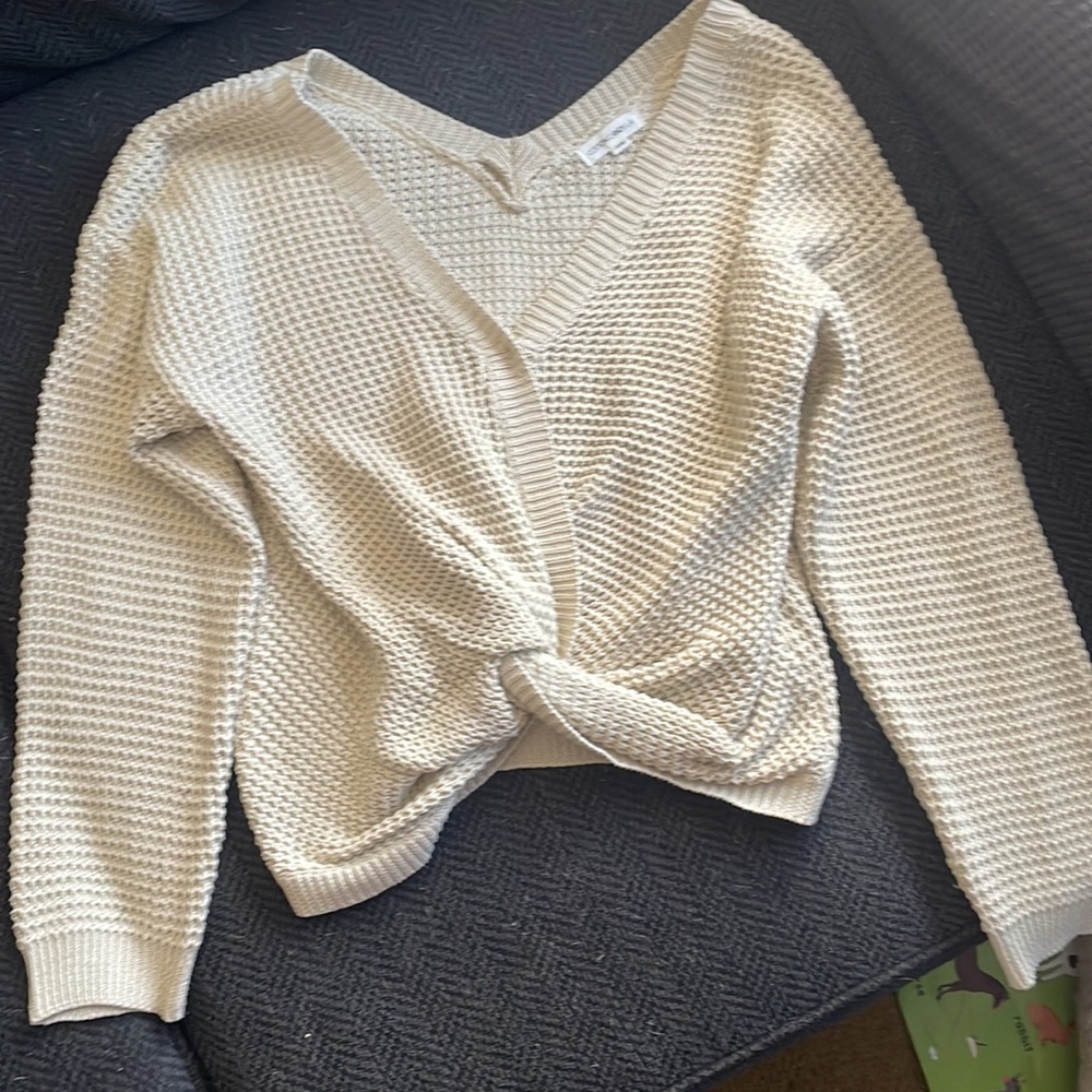Sweater bundle - Picture 2 of 3